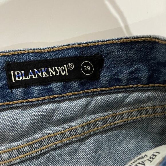 Blank NYC Medium Wash Raw Hem 100% Cotton Denim‎ Mini Skirt Size 29 - Picture 3 of 6